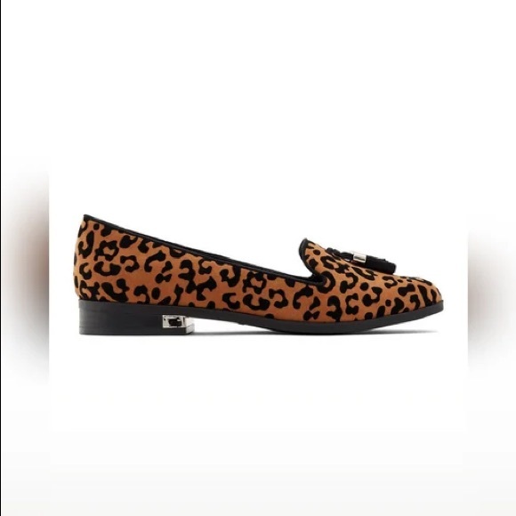 Call It Spring vegan cheetah print loafers with gold details, size 6. Worn 2x - Picture 2 of 9